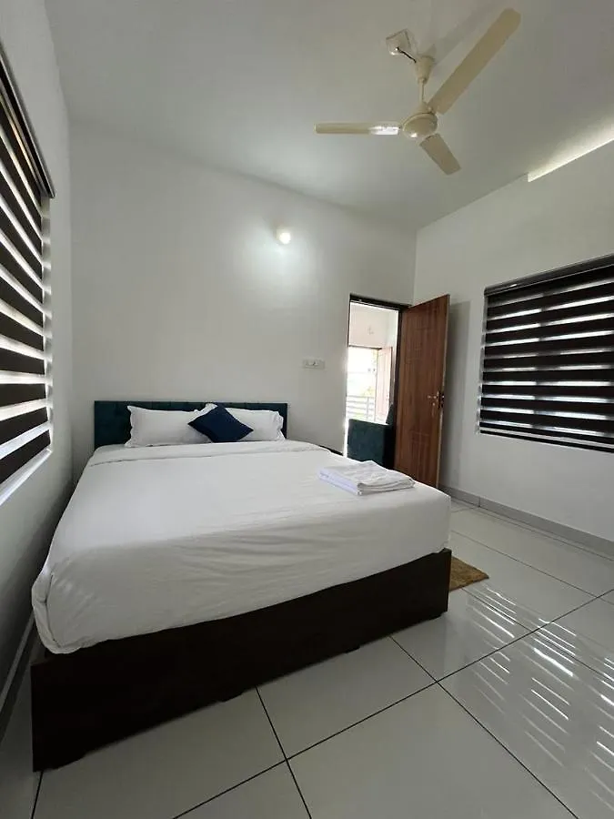 Hayat Residency - The Quarry Lake Kalpatta 0*,